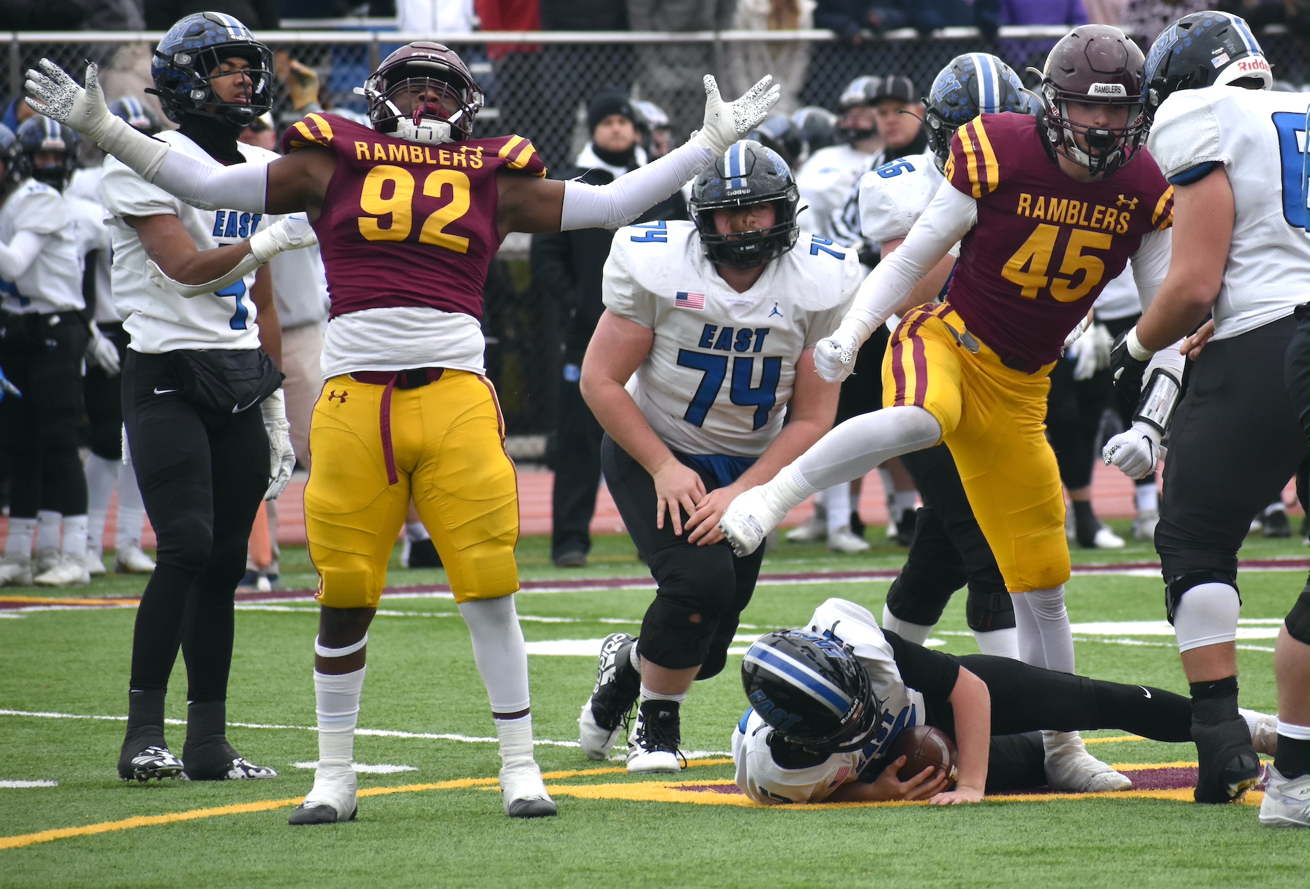 Ramblers Sack Barrage Sinks Griffins In Defensive Rumble Lockport On 