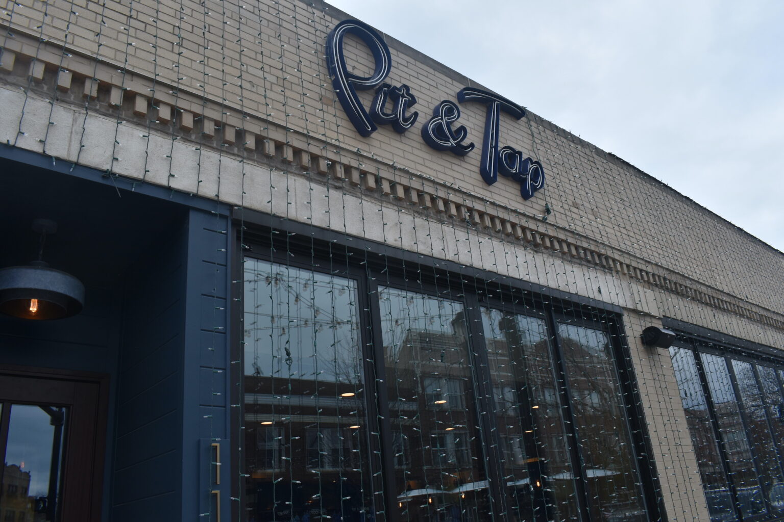 Holiday popup to take over downtownWilmette spot The Record